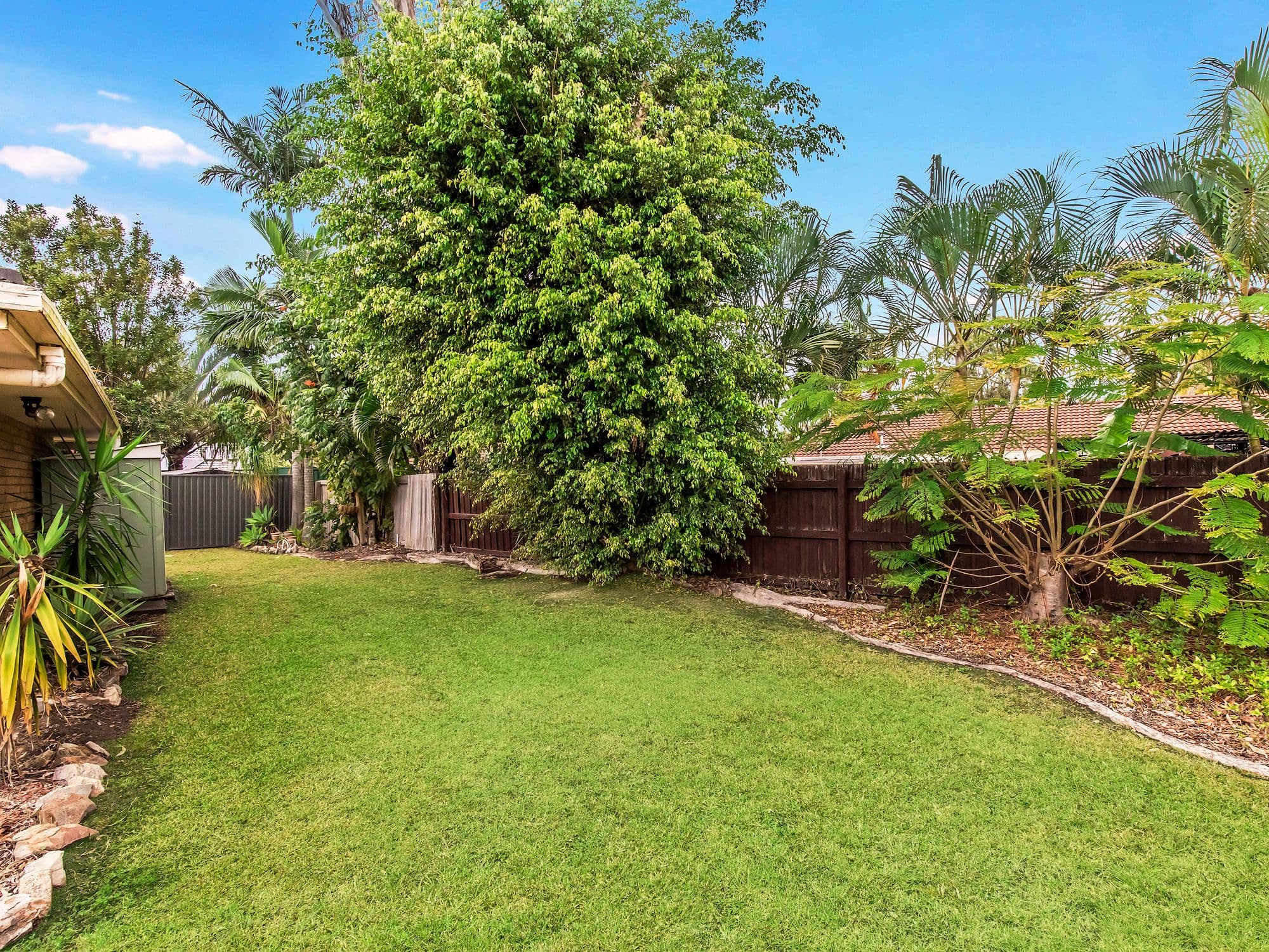 6 Hoya Court, Labrador QLD 4215, Labrador - Thumbnail 2