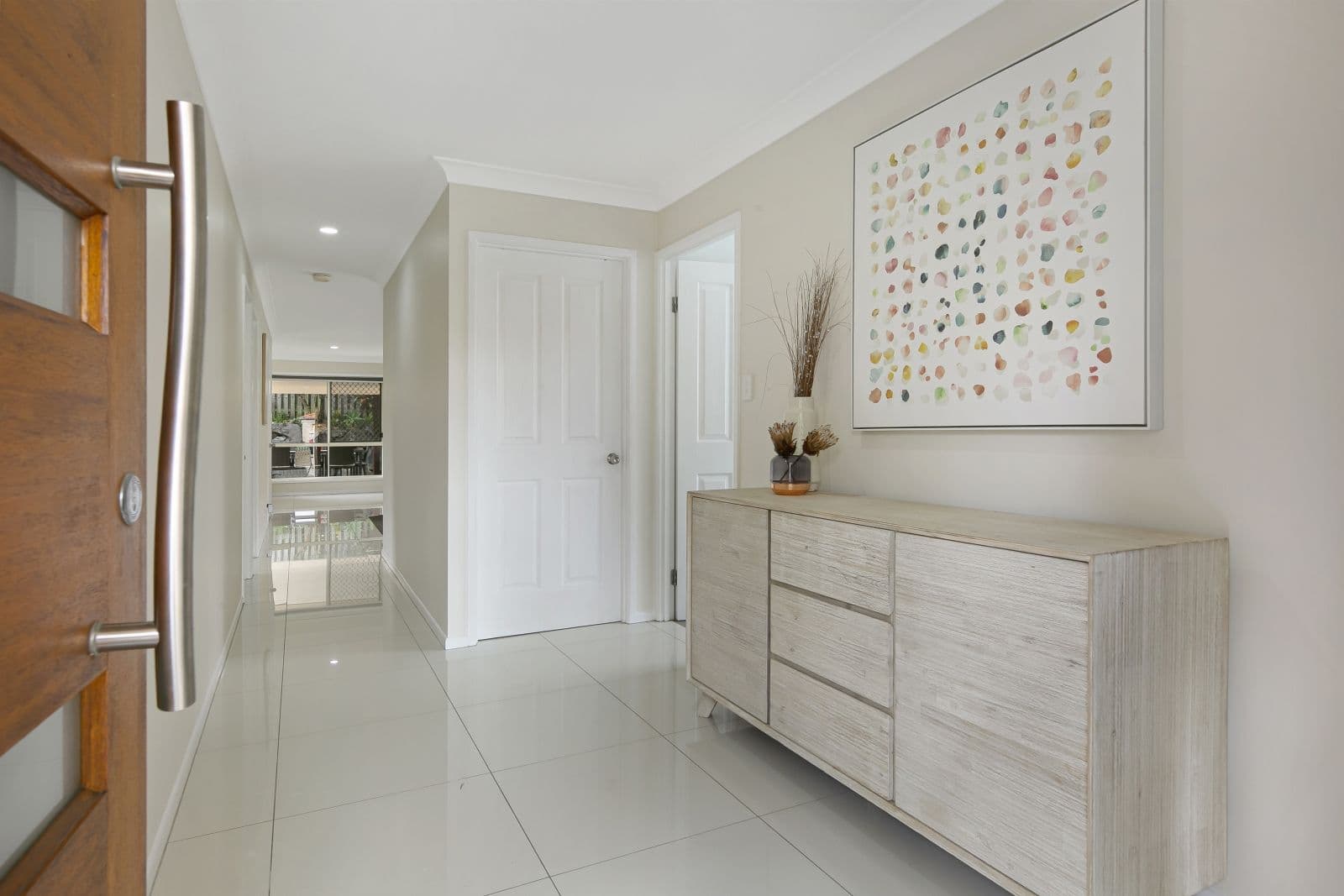 97 Swanton Drive, Mudgeeraba QLD 4213, Mudgeeraba - Thumbnail 3