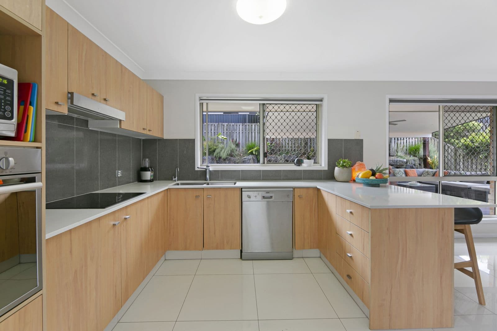 97 Swanton Drive, Mudgeeraba QLD 4213, Mudgeeraba - Thumbnail 5
