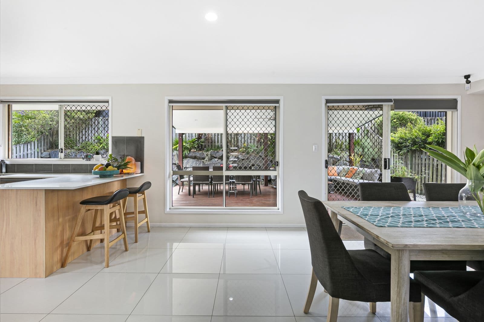 97 Swanton Drive, Mudgeeraba QLD 4213, Mudgeeraba - Thumbnail 8