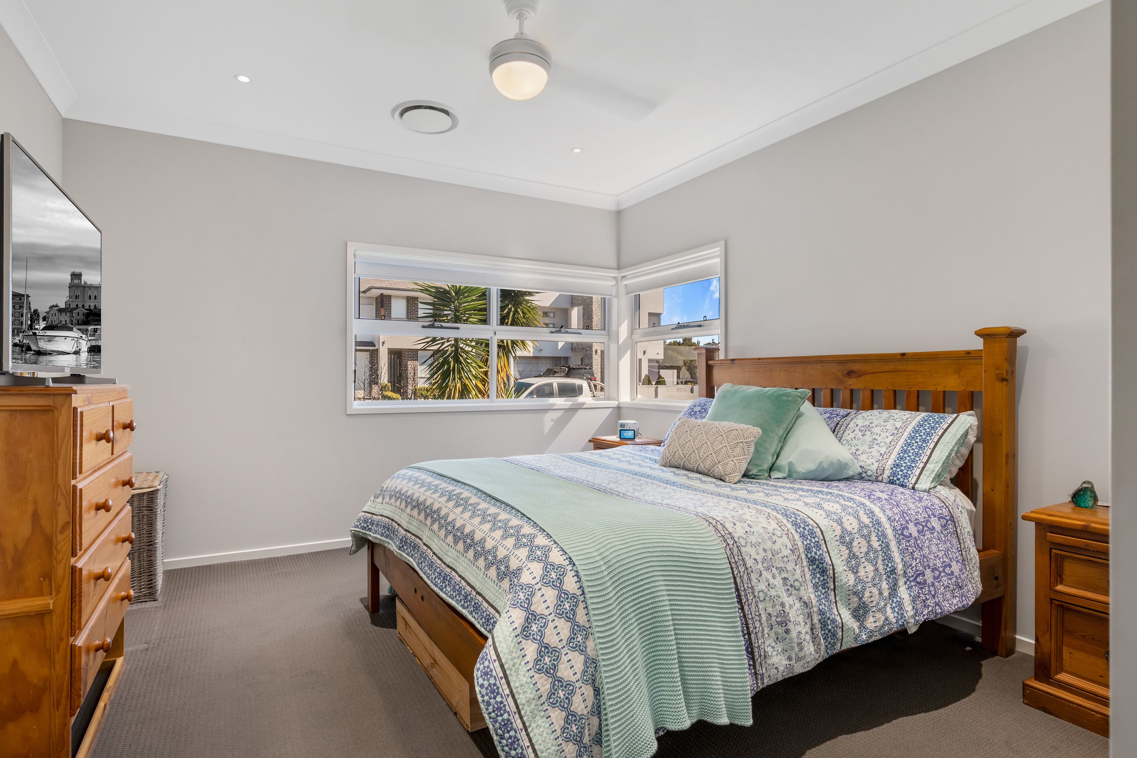 11 Venturer Parade, Leppington NSW 2179, Leppington - Thumbnail 2