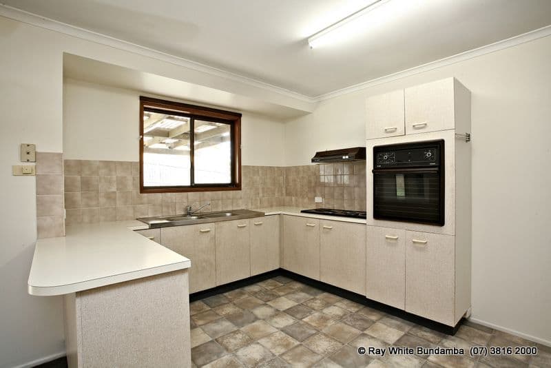 7 Kingfisher Court, BUNDAMBA QLD 4304, Bundamba - Thumbnail 3