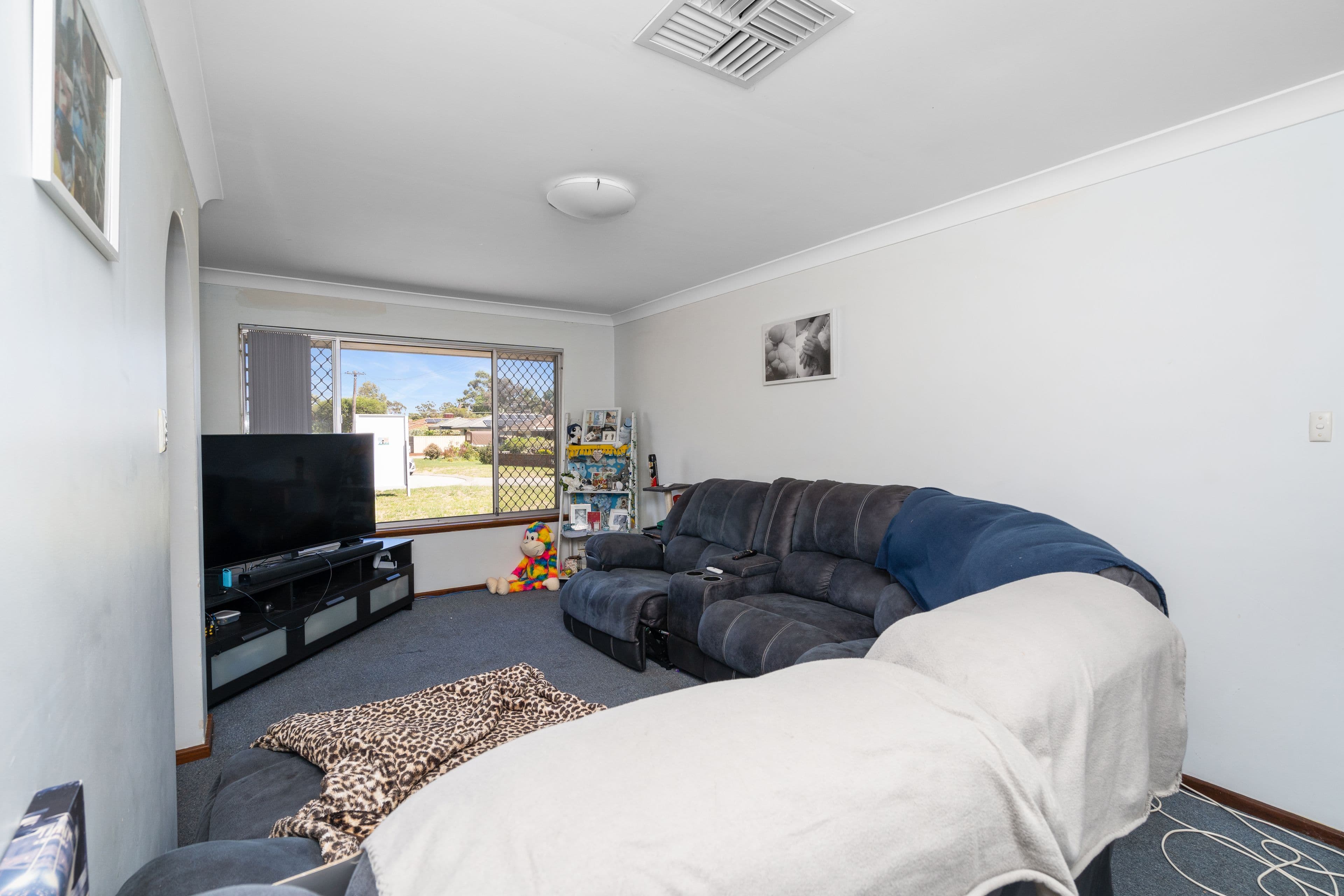 11 Eneabba Place, Armadale WA 6112, Armadale - Thumbnail 4