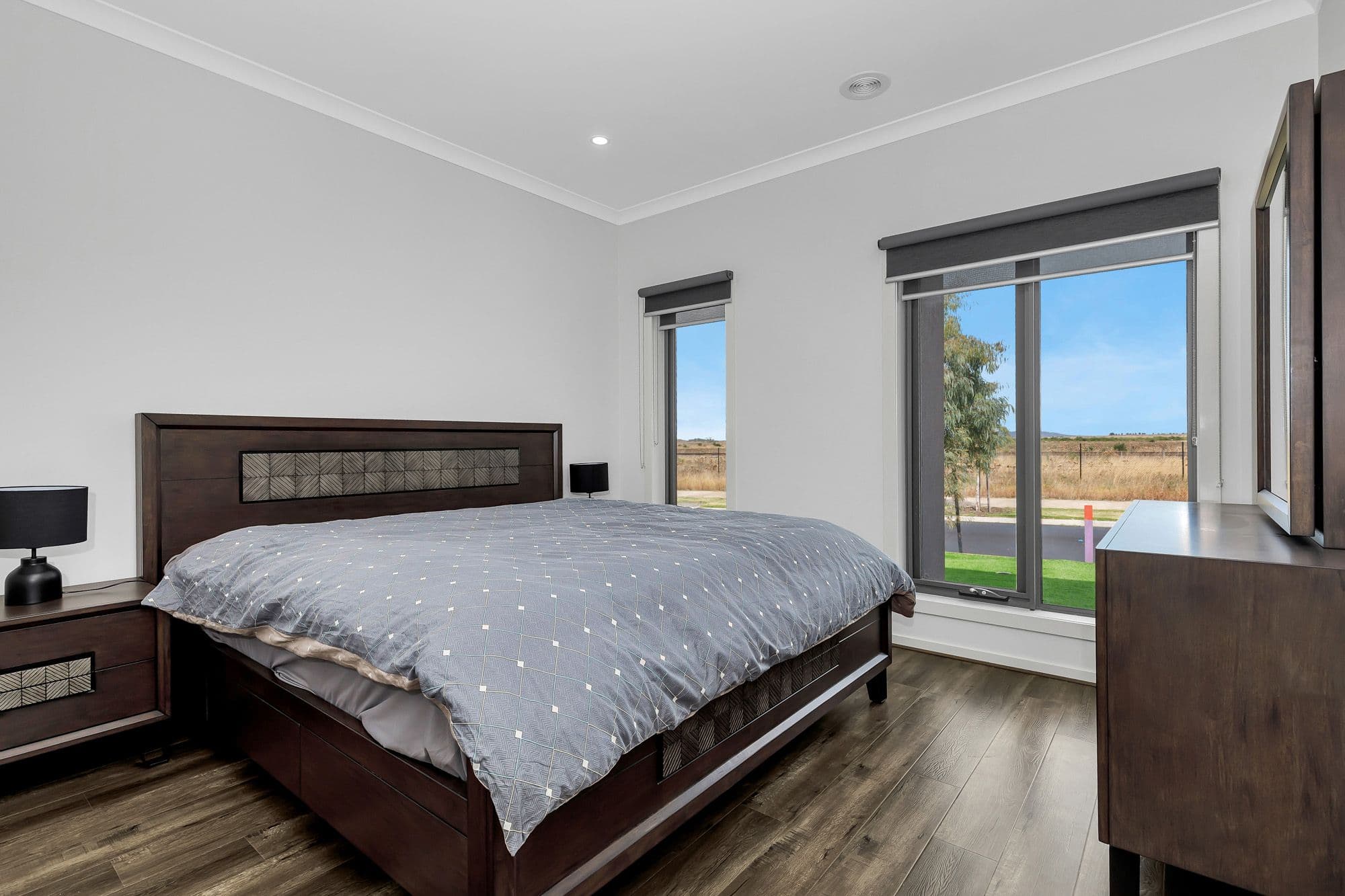 55 Showbridge Way, Werribee VIC 3030, Werribee - Thumbnail 2