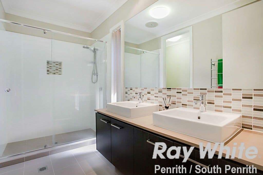 19 Illoura Way, JORDAN SPRINGS NSW 2747, Jordan Springs - Thumbnail 7