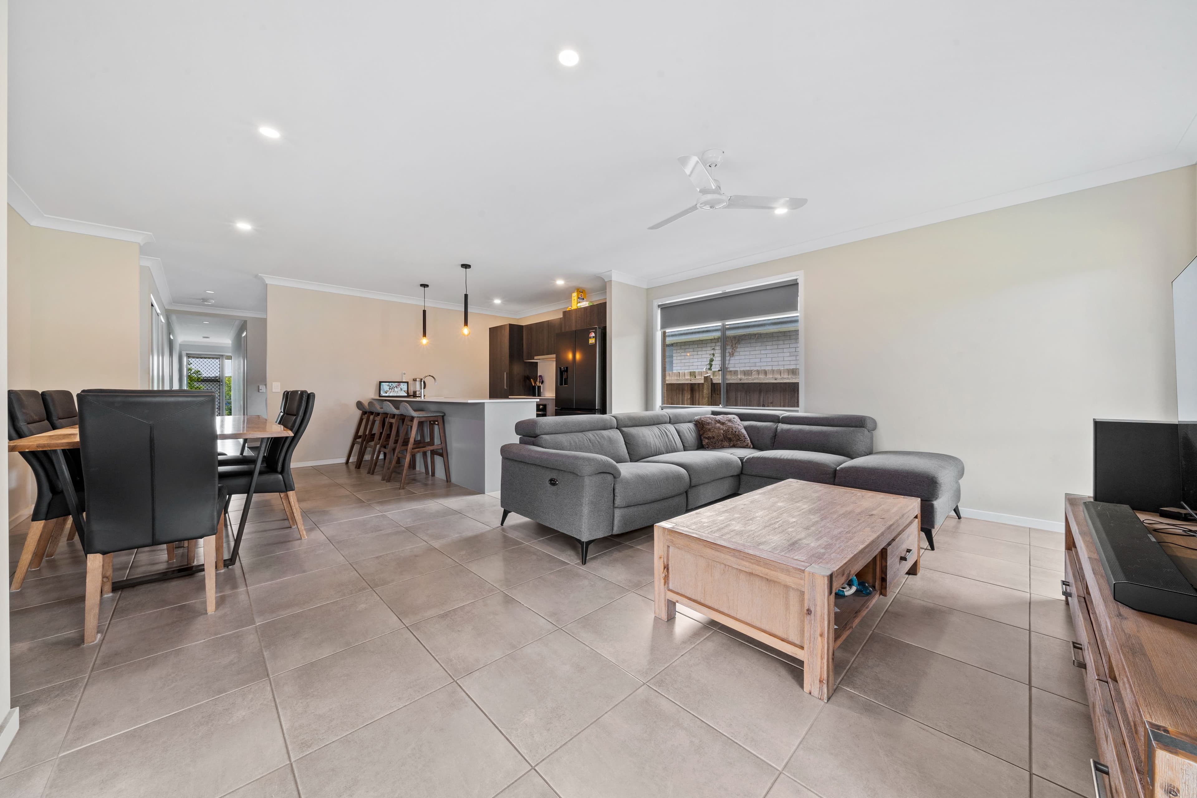43 CHIKAMEENA Street, Logan Reserve QLD 4133, Logan Reserve - Thumbnail 3
