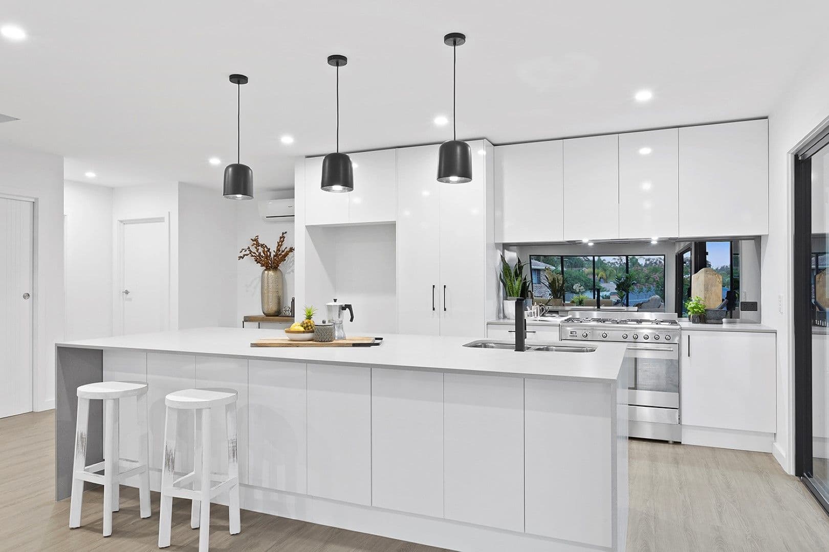 14B Pinehurst Place, Robina QLD 4226, Robina - Thumbnail 4