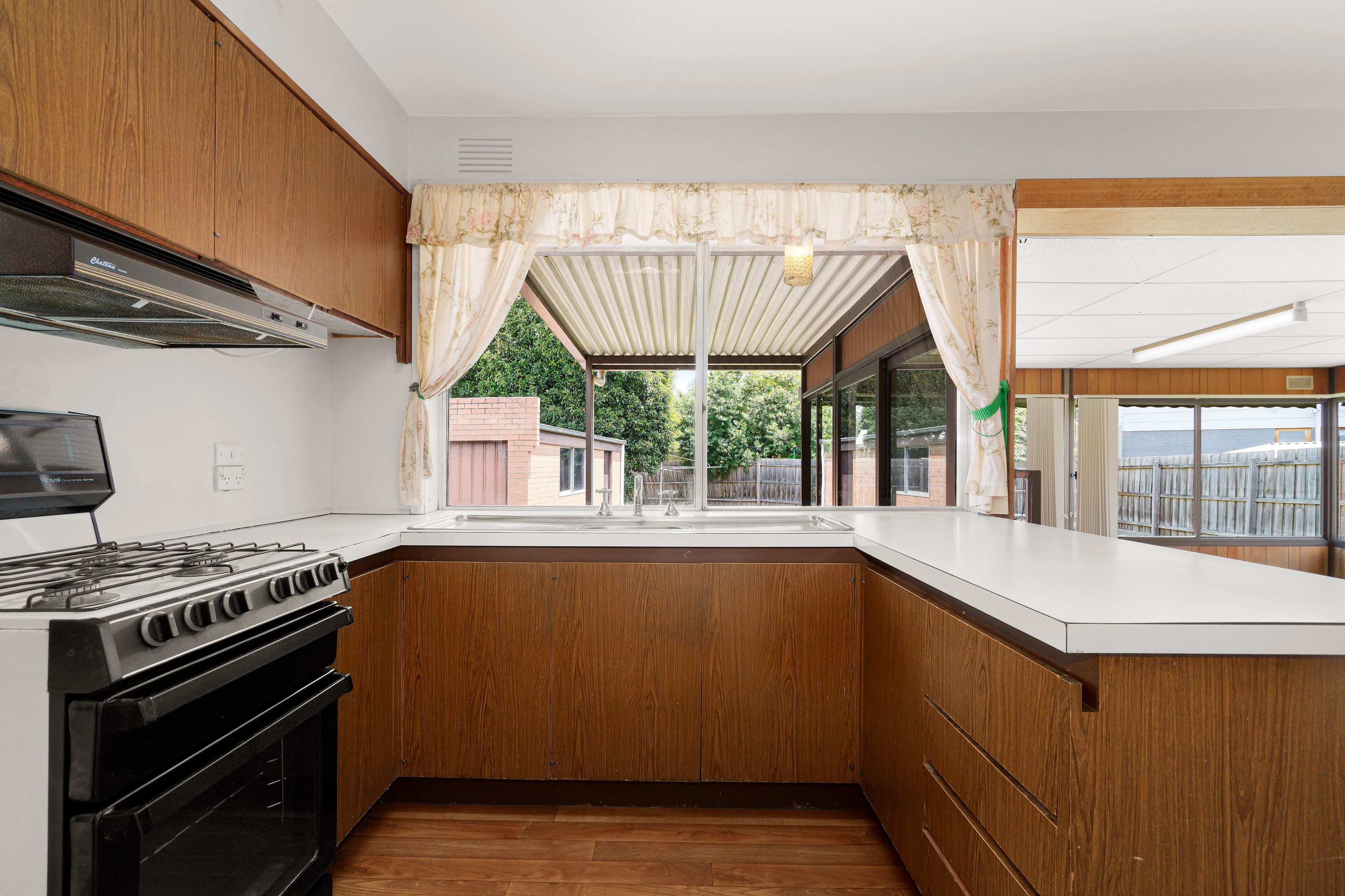 9 Caroline Court, Bayswater VIC 3153, Bayswater - Thumbnail 2