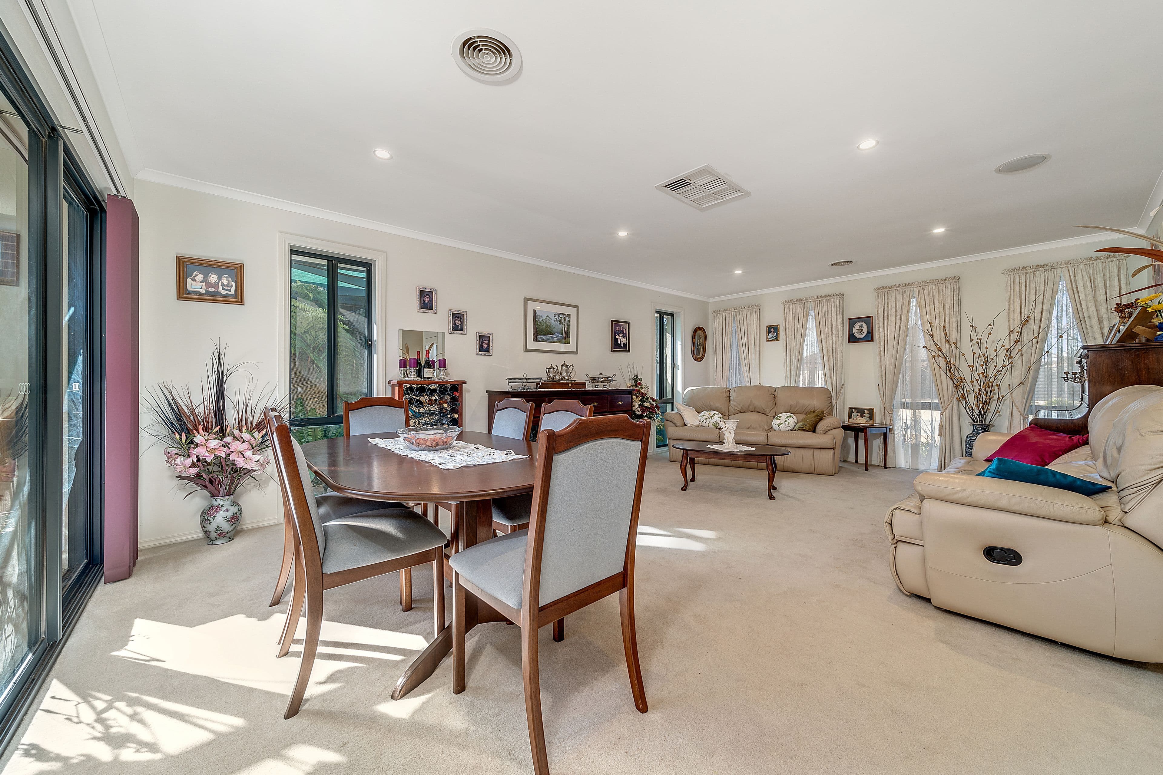 28 Charlotte Barton Street, Franklin ACT 2913, Franklin - Thumbnail 2
