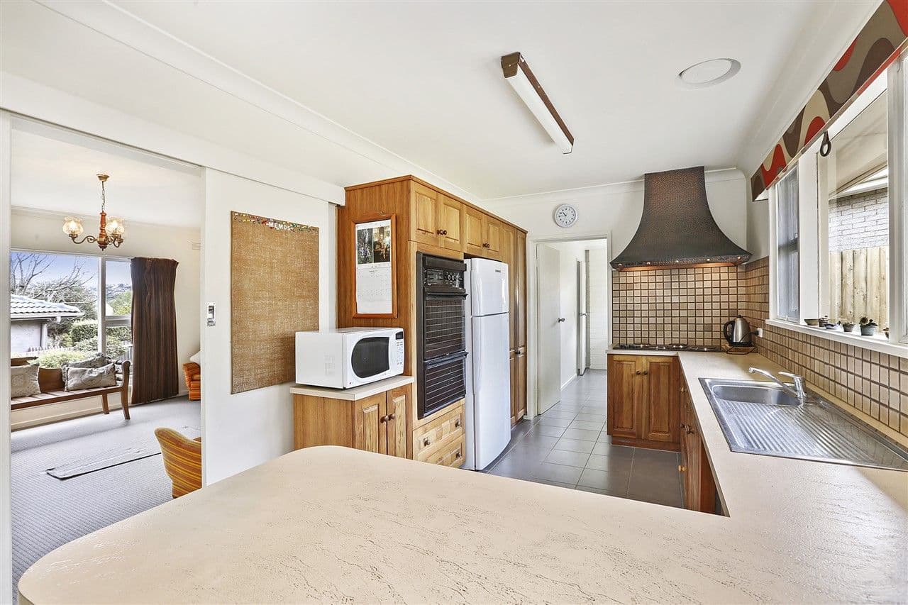 33 Helena Street, Belmont VIC 3216, Belmont - Thumbnail 3