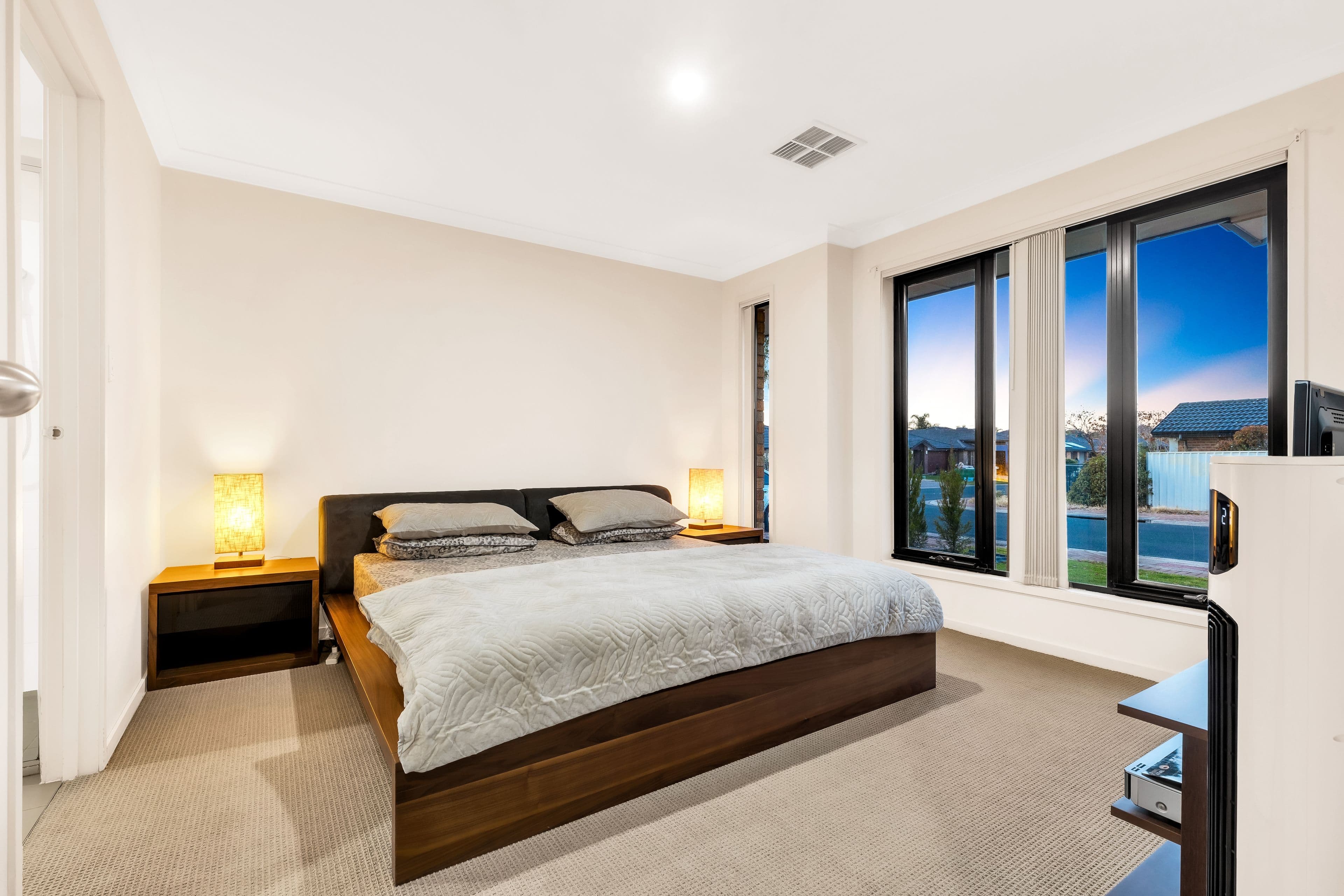 18 Overlander Way, Smithfield SA 5114, Smithfield - Thumbnail 4