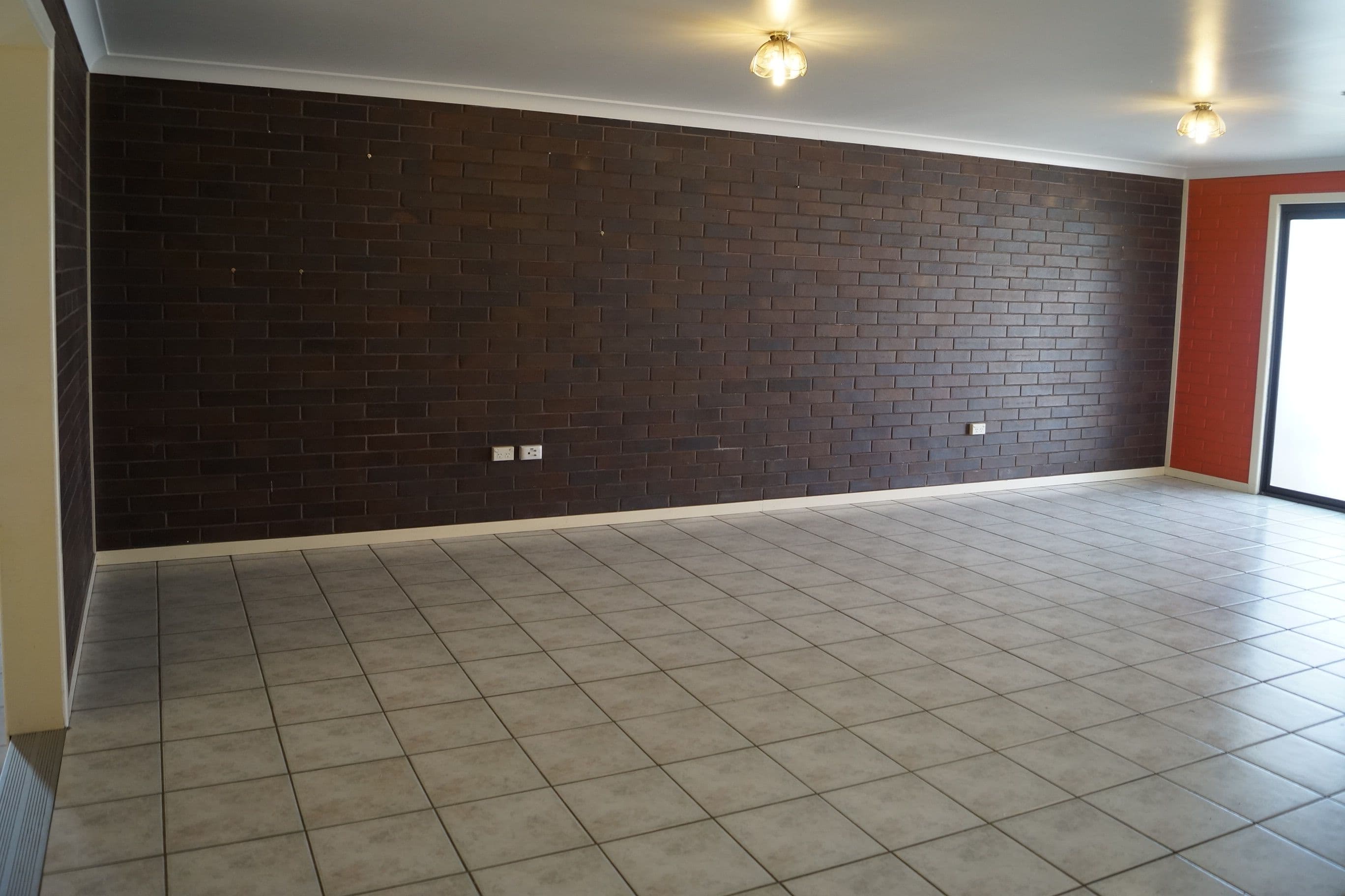 14 Yamala Street, Emerald QLD 4720, Emerald - Thumbnail 4