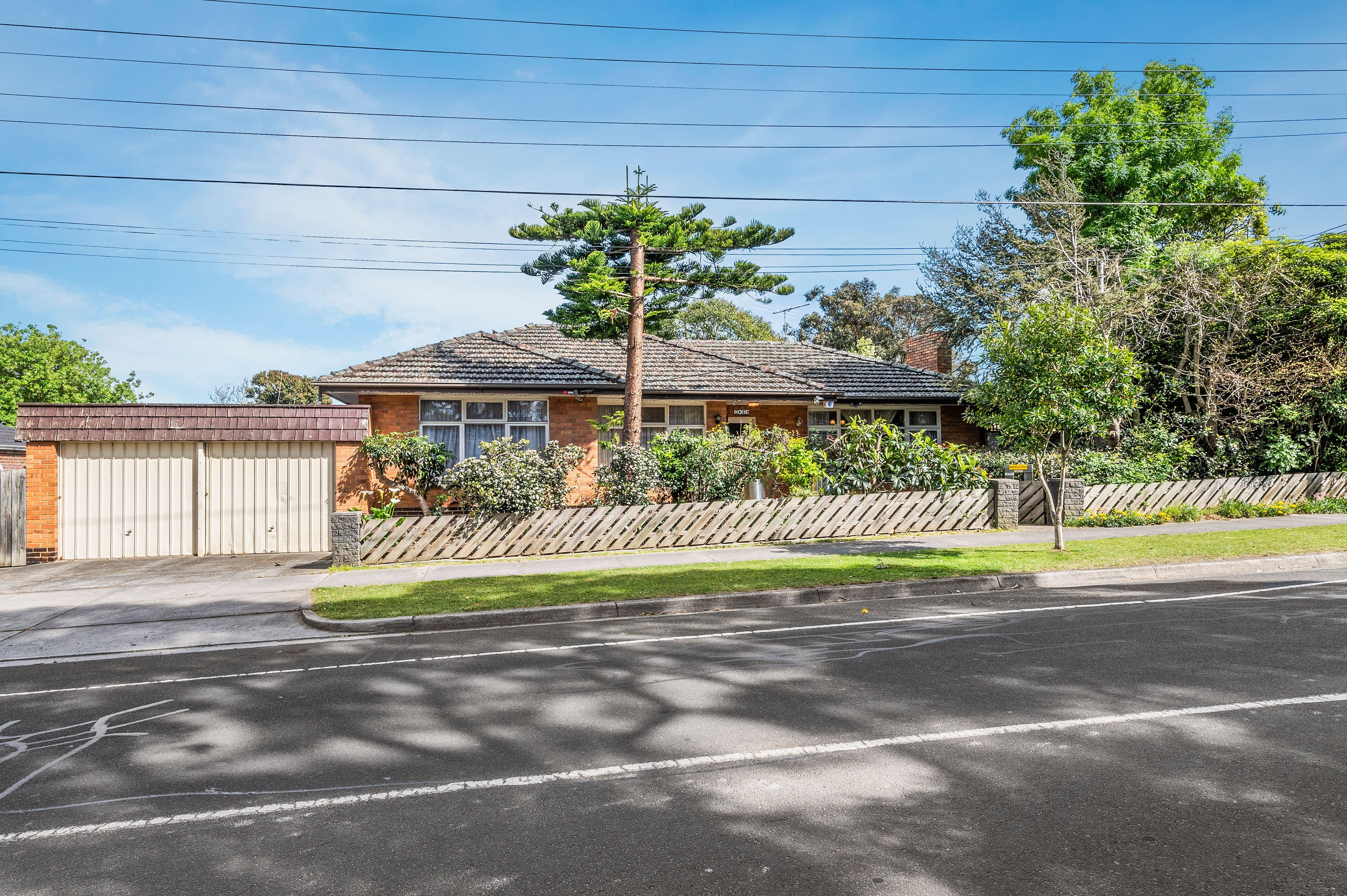 13 Sagan Court, Glen Waverley VIC 3150, Glen Waverley - Image 1