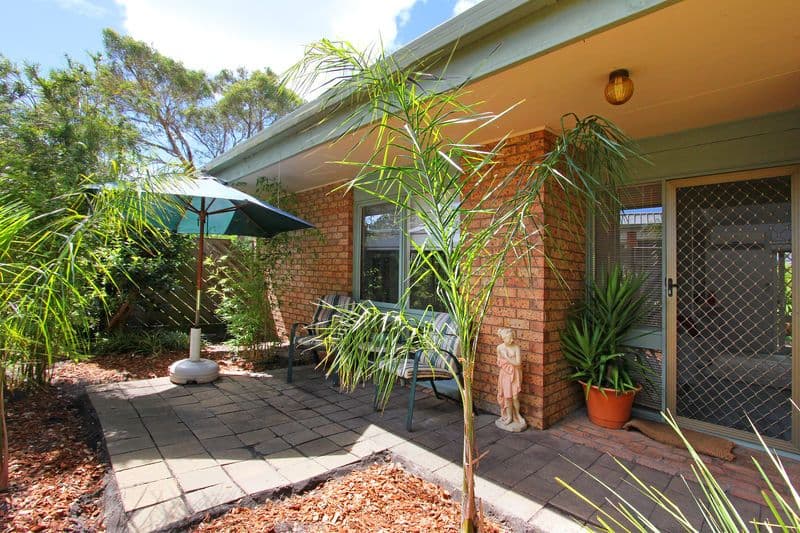28 Nixon Street, ROSEBUD VIC 3939, Rosebud - Thumbnail 2