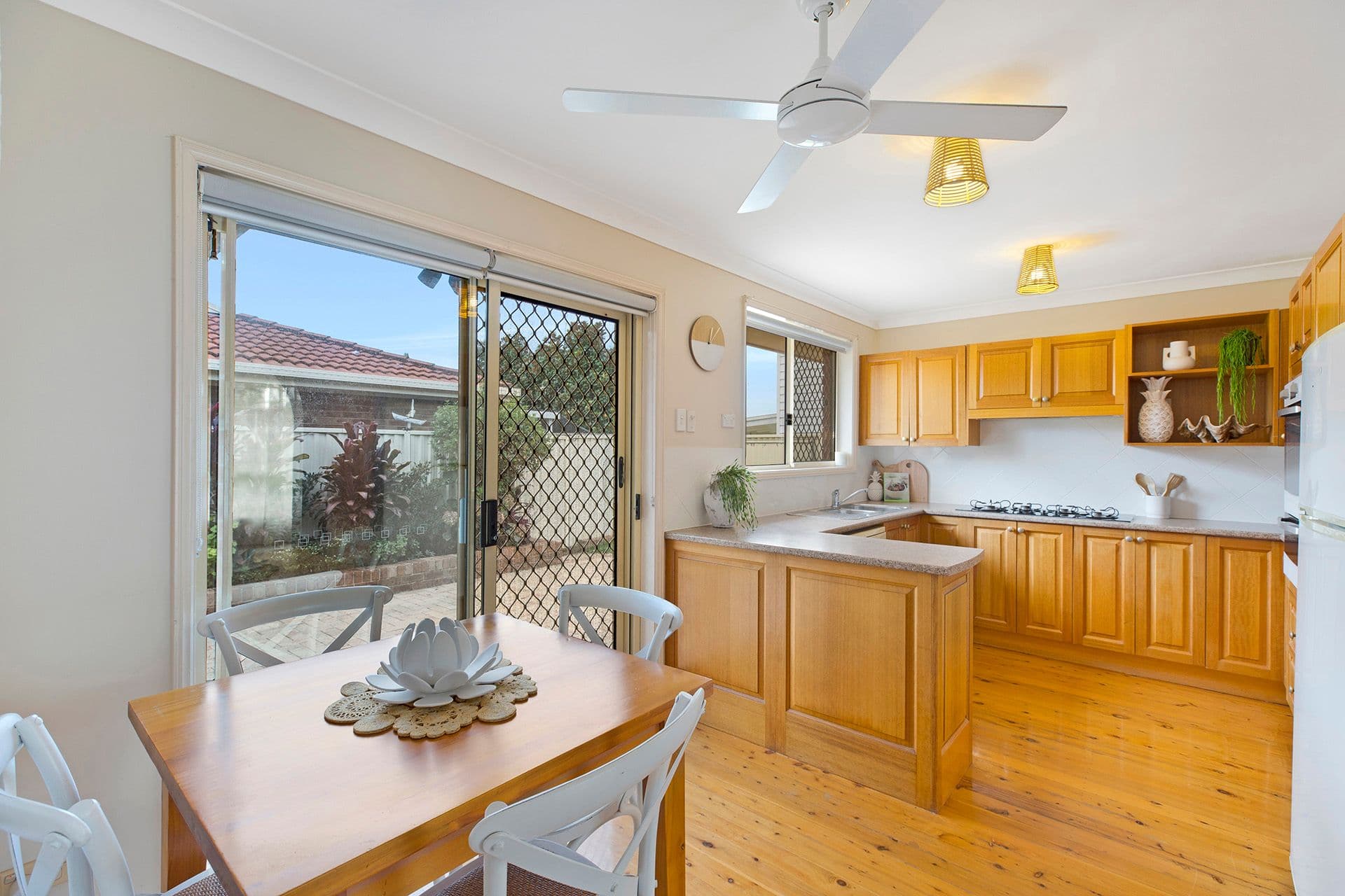 15 Macintyre Street, Bateau Bay NSW 2261, Bateau Bay - Thumbnail 4