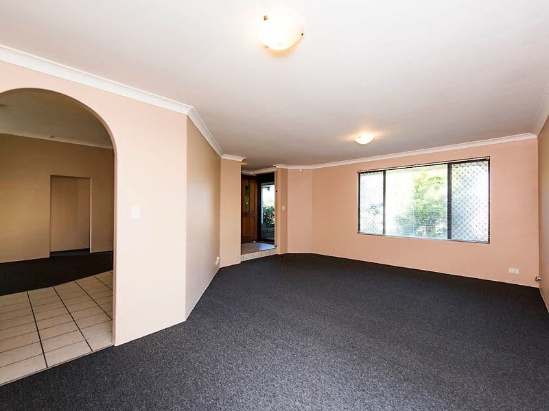 2 Willis Street, Warnbro WA 6169, Warnbro - Thumbnail 3