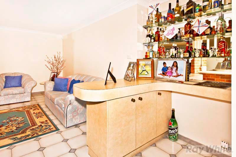 34  Garrison Road, BOSSLEY PARK NSW 2176, Bossley Park - Thumbnail 5