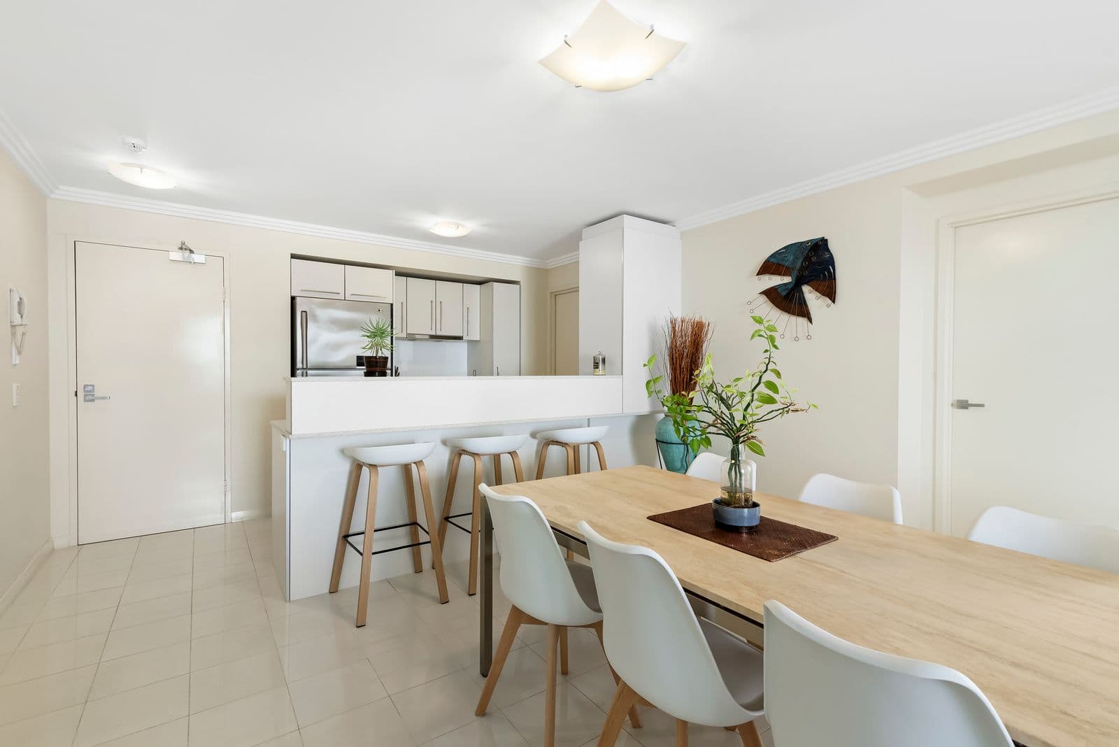 10 Fifth Avenue, Palm Beach QLD 4221, Palm Beach - Thumbnail 6