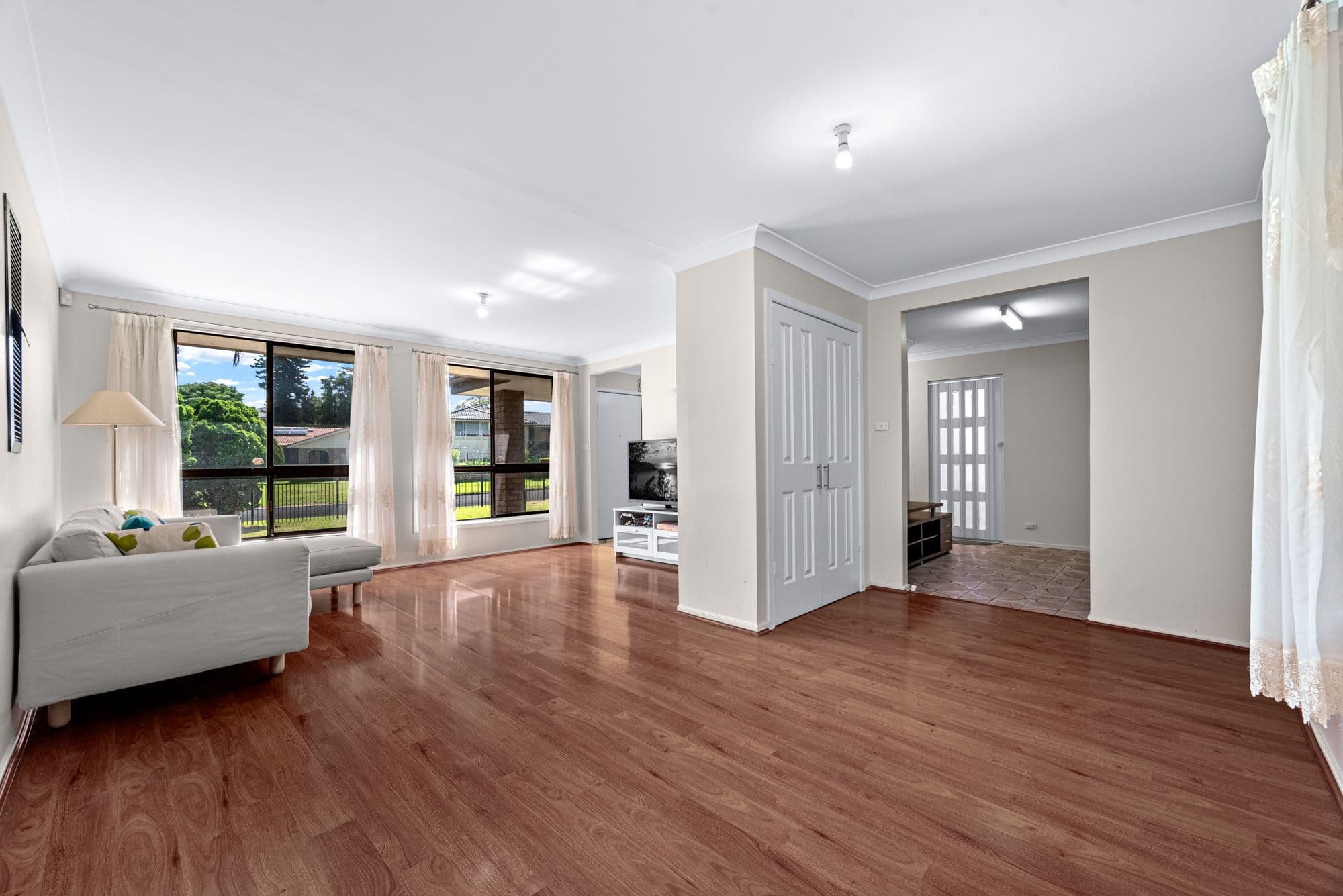 8 Bloodwood Place, Bradbury NSW 2560, Bradbury - Thumbnail 2