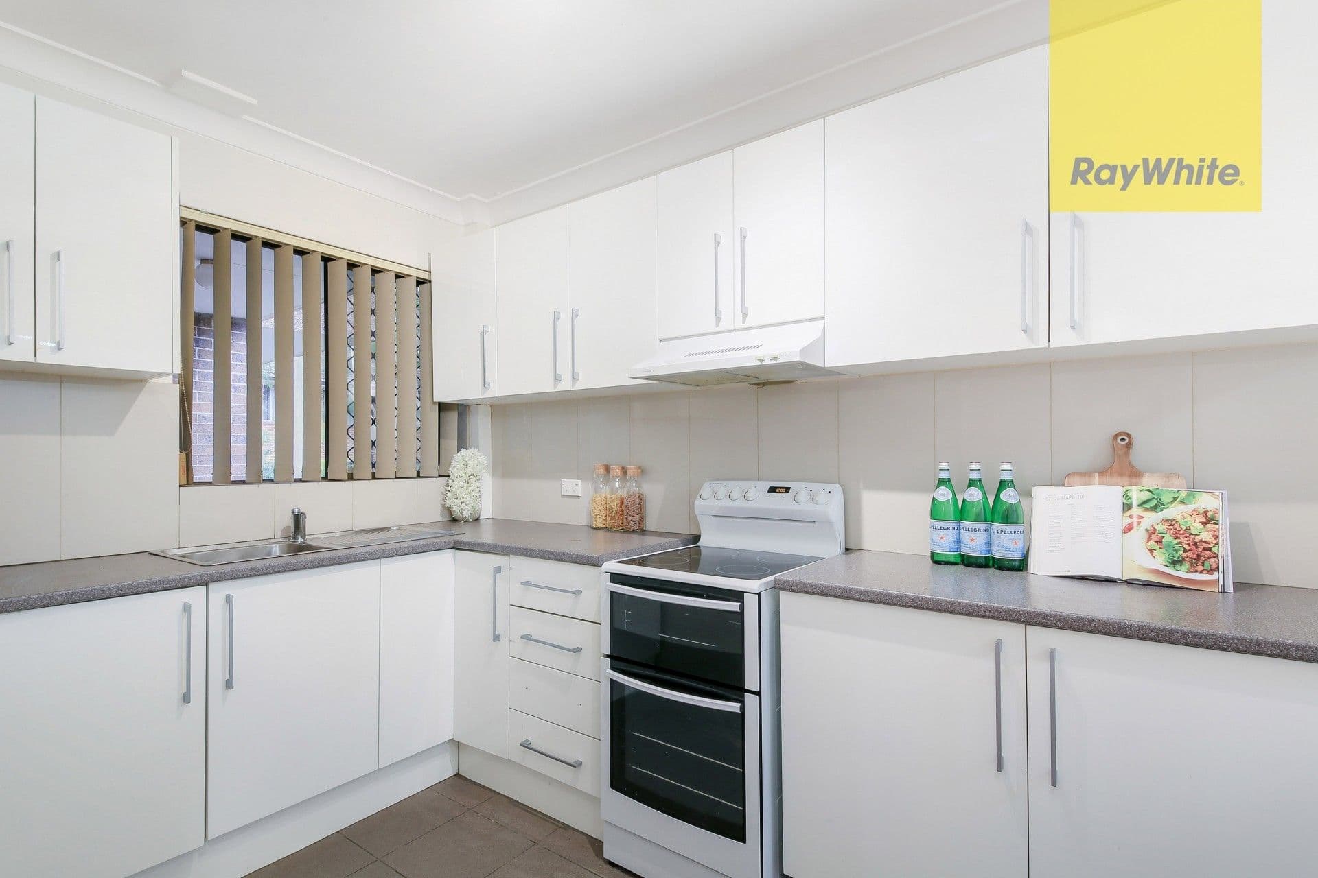 33 Park Avenue, Westmead NSW 2145, Westmead - Thumbnail 4