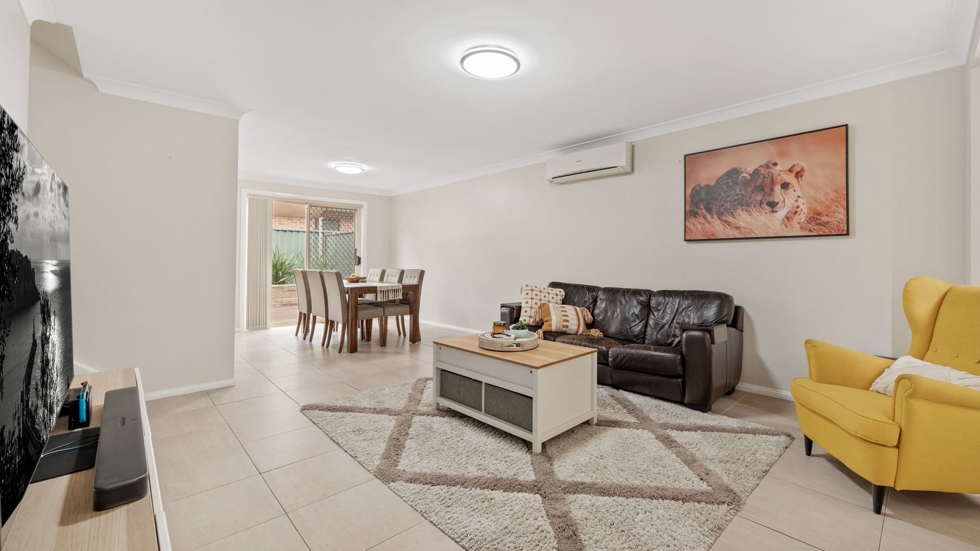 2/6 Wickfield Circuit, Ambarvale NSW 2560, Ambarvale - Thumbnail 2