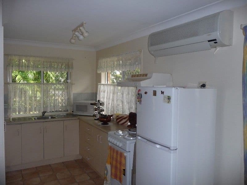 158 Stanley Street, ALLENSTOWN QLD 4700, Allenstown - Thumbnail 7