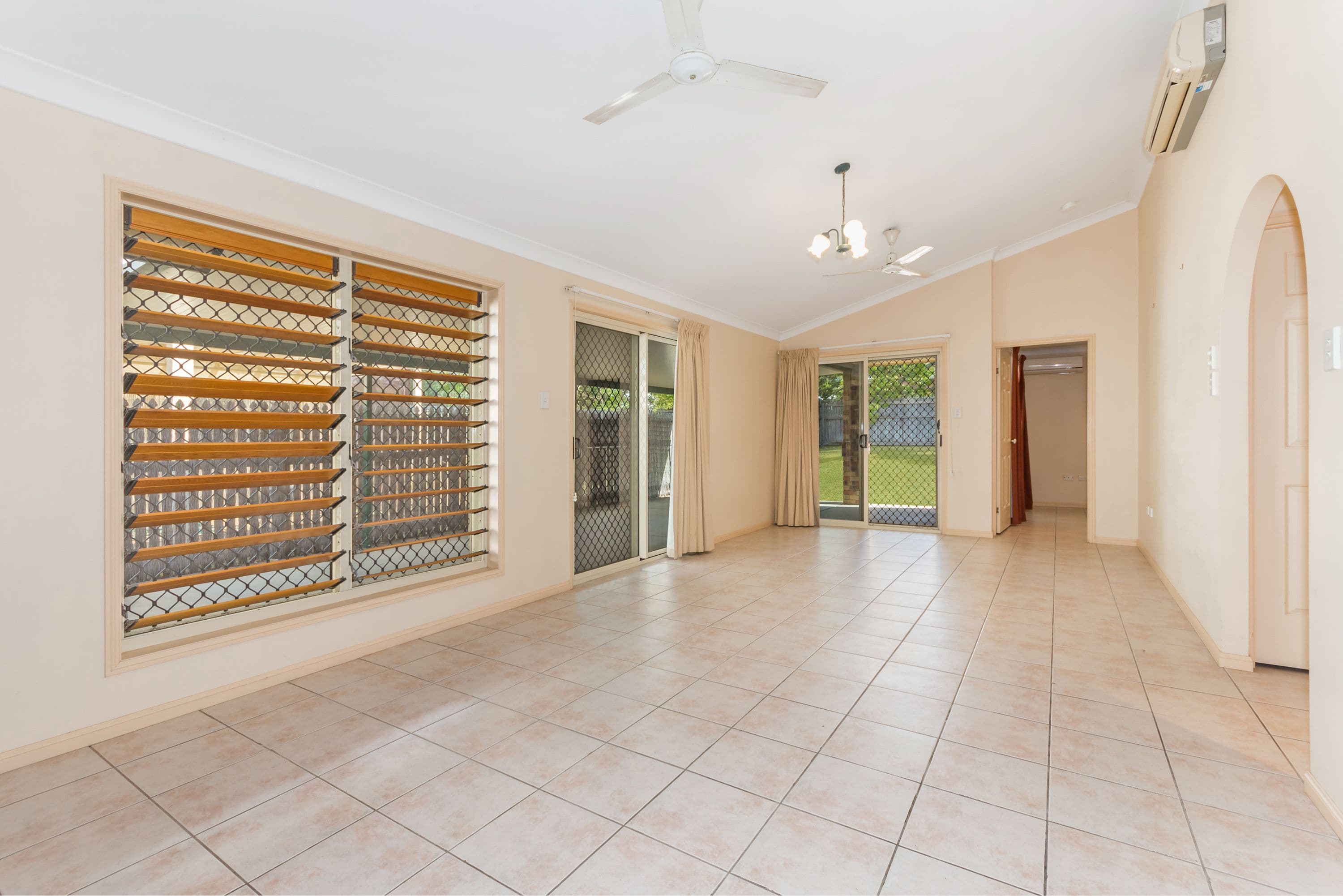 55 Regatta Crescent, Douglas QLD 4814, Douglas - Thumbnail 3
