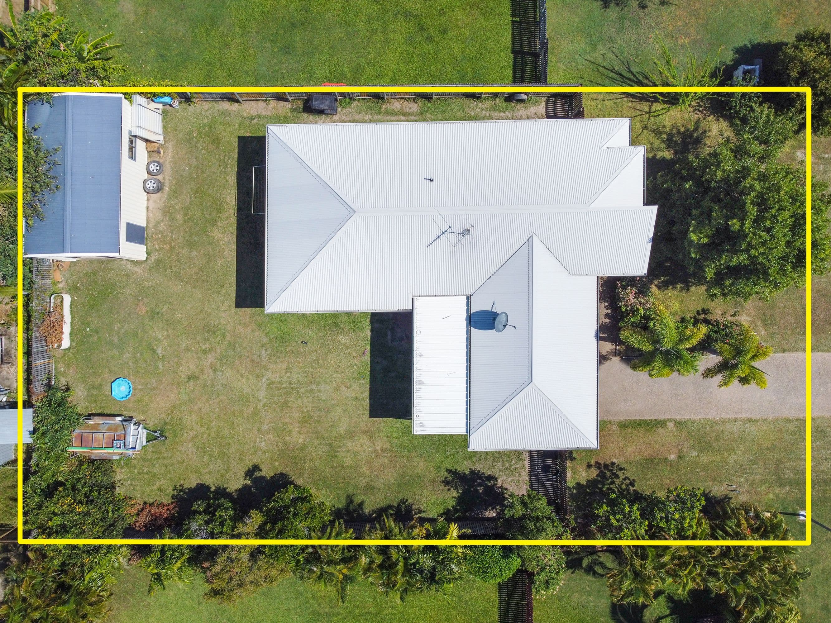 31 Gatwick Street, Burdell QLD 4818, Burdell - Thumbnail 2