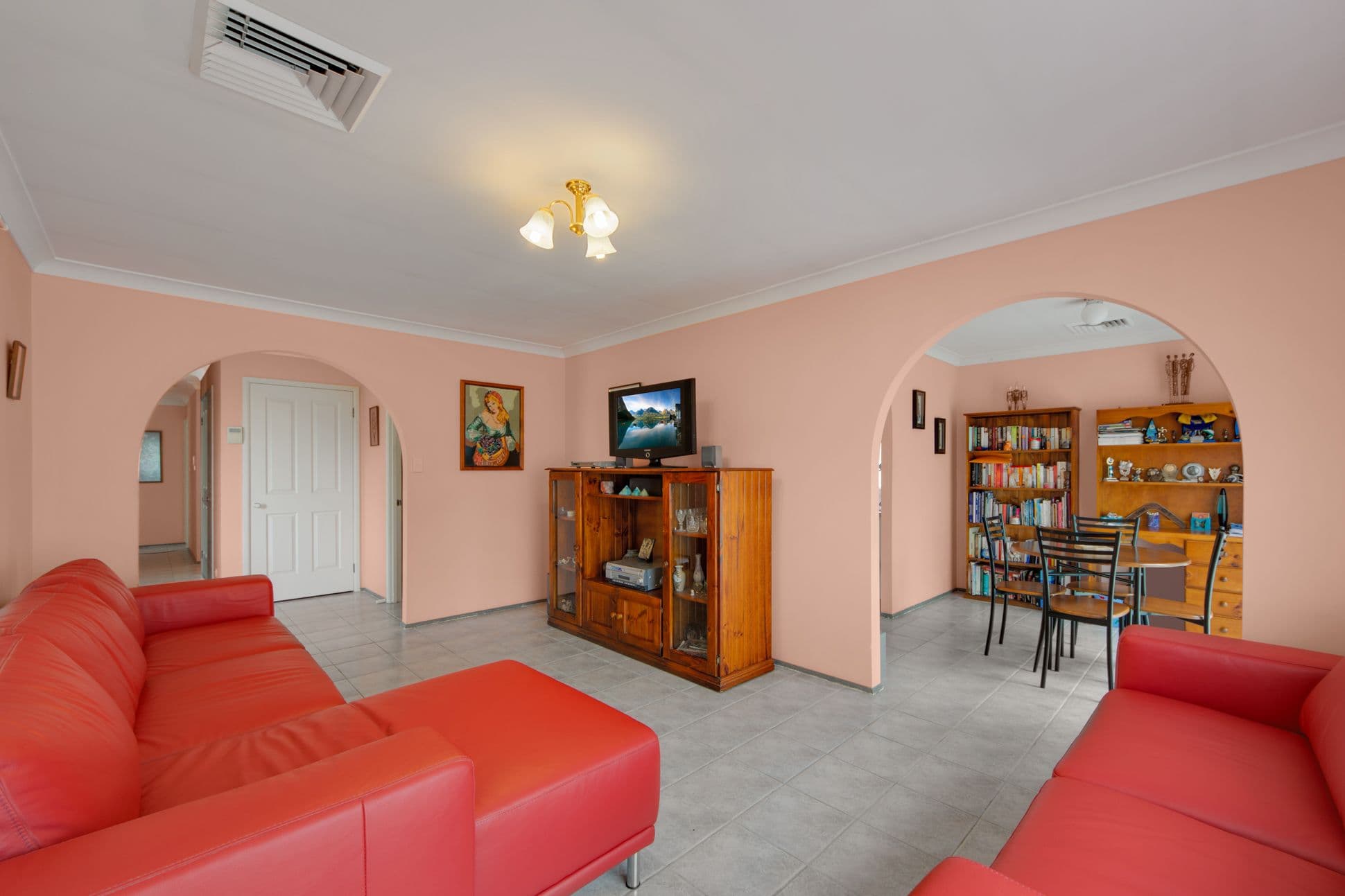 25 Orchid Place, Macquarie Fields - Thumbnail 3