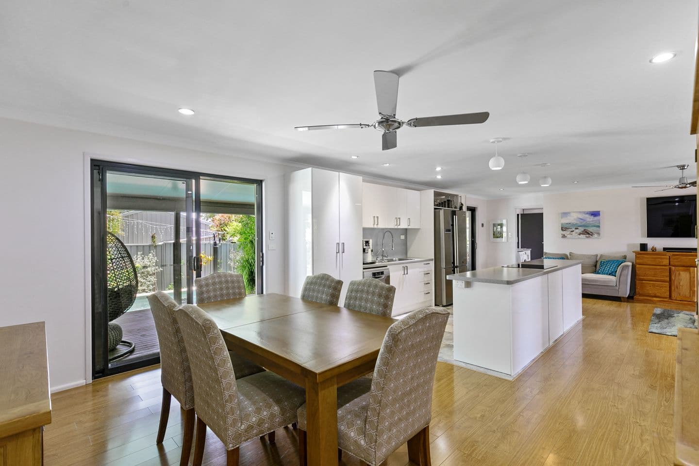 15 Maryanne Court, Point Vernon QLD 4655, Point Vernon - Thumbnail 3
