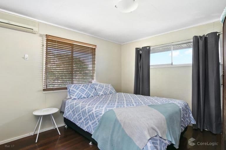 70 Woomera Crescent, Southport QLD 4215, Southport - Thumbnail 7