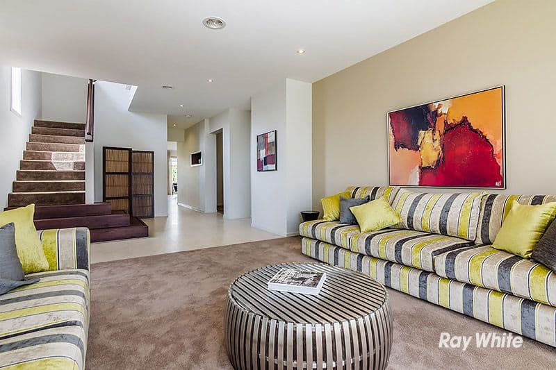 46 Flowerbloom Crescent, Clyde North VIC 3978, Clyde North - Thumbnail 2