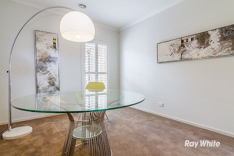 46 Flowerbloom Crescent, Clyde North VIC 3978, Clyde North - Thumbnail 4