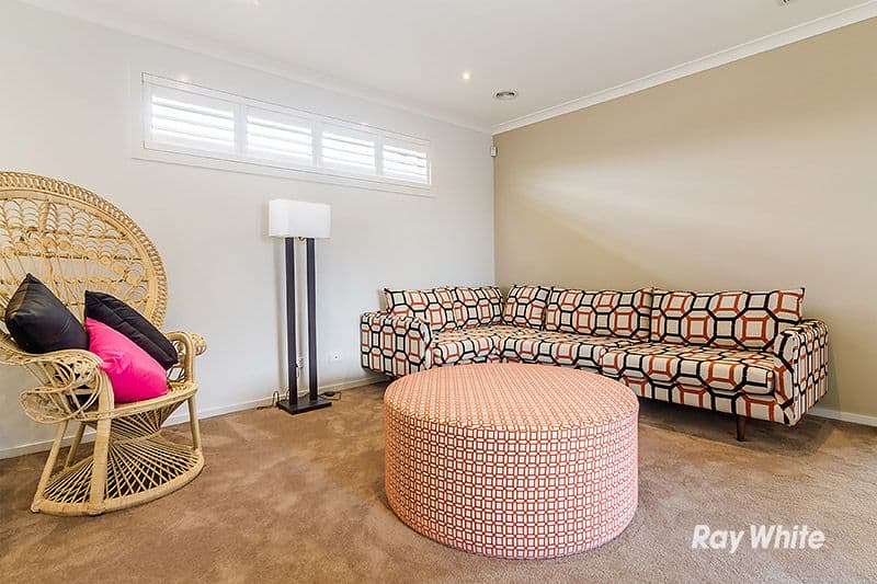 46 Flowerbloom Crescent, Clyde North VIC 3978, Clyde North - Thumbnail 8