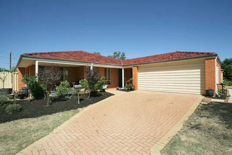 24 Lansdowne Entrance, CANNING VALE WA 6155, Canning Vale - Image 1
