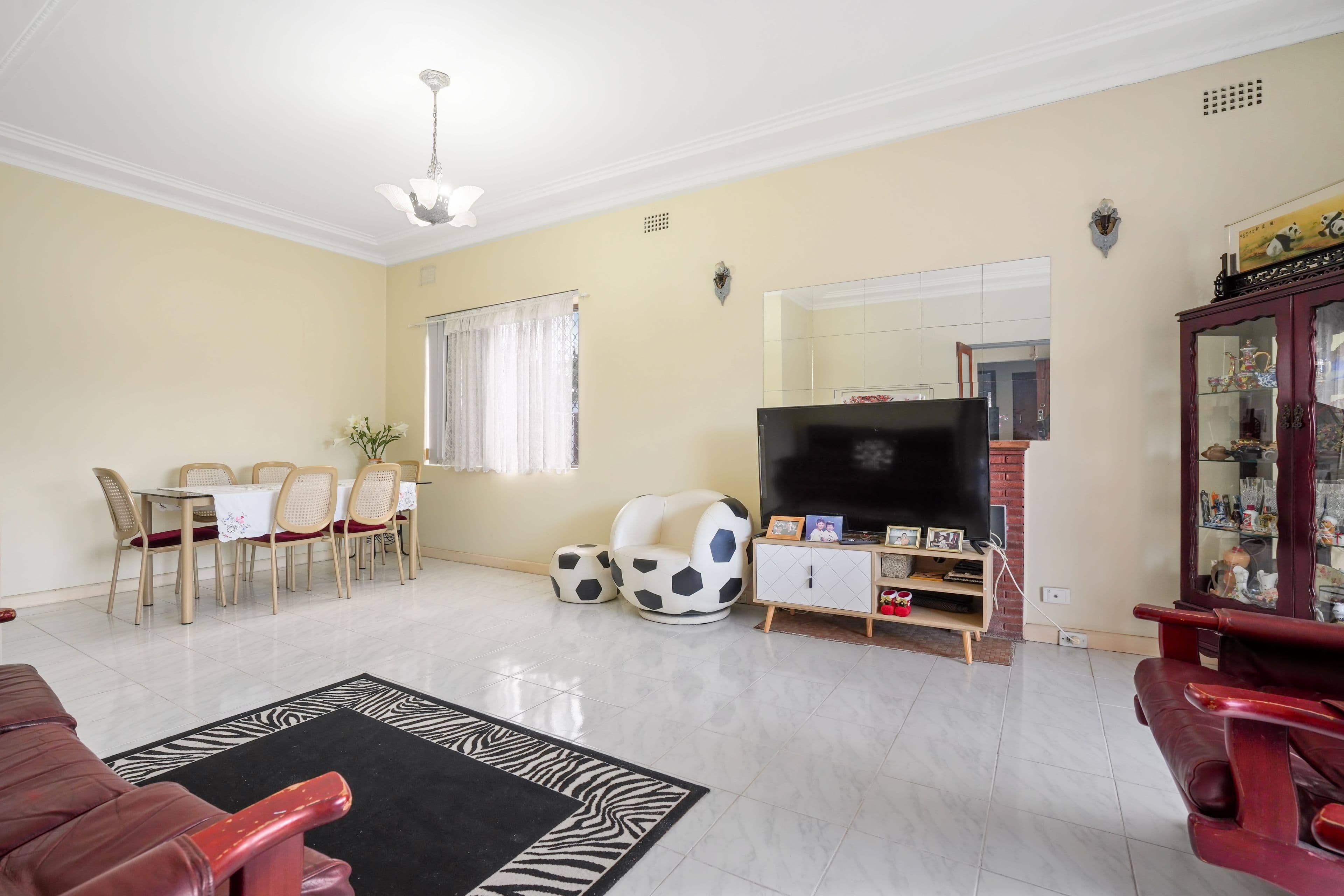 2 Berrille Road, Narwee NSW 2209, Narwee - Thumbnail 2