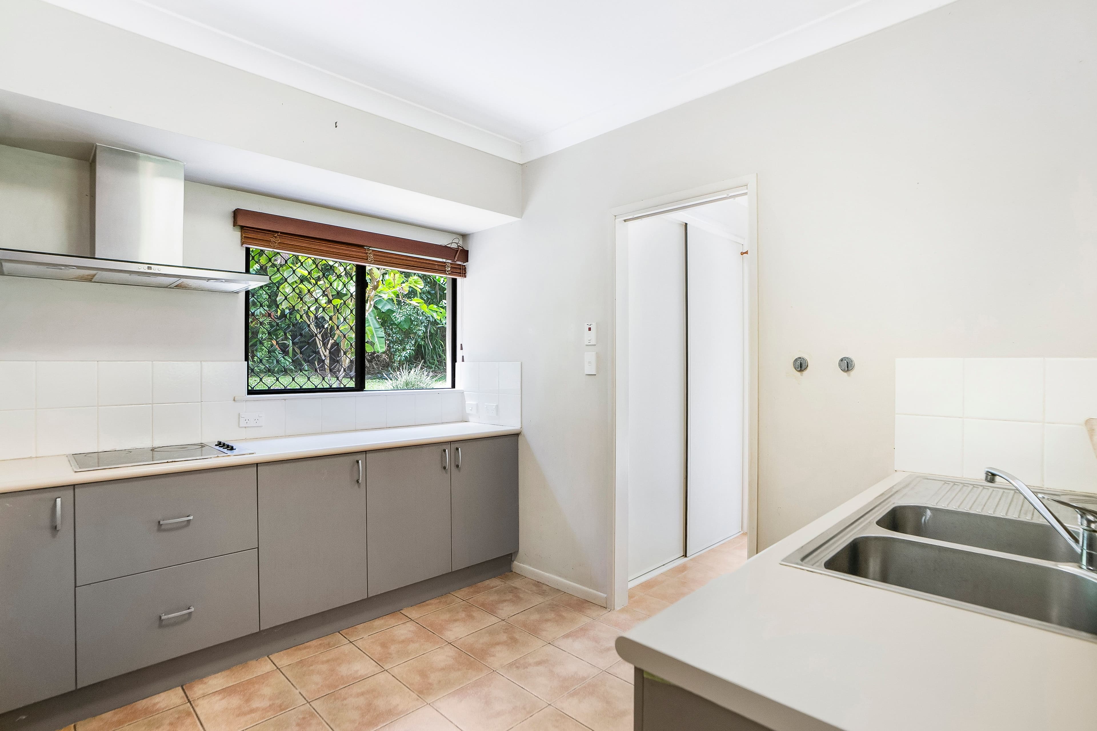 13 Coconut Grove, Kuranda QLD 4881, Kuranda - Thumbnail 6