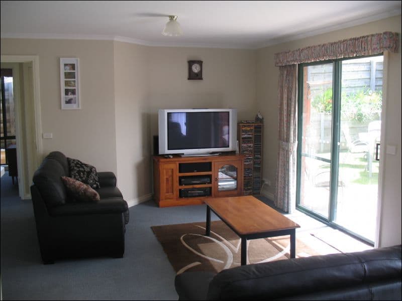 3 Greenvale Court, WARRNAMBOOL VIC 3280, Warrnambool - Thumbnail 3