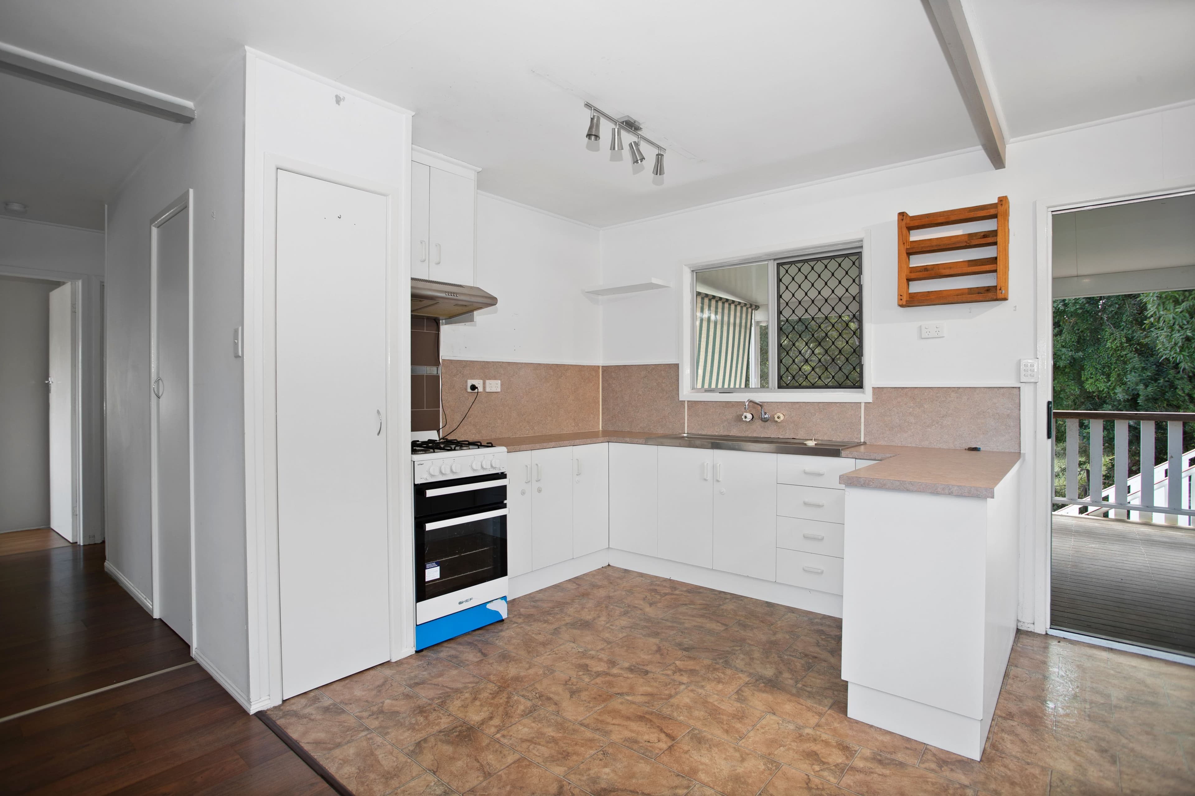 8 Pugsley Street, Walkerston QLD 4751, Walkerston - Thumbnail 4