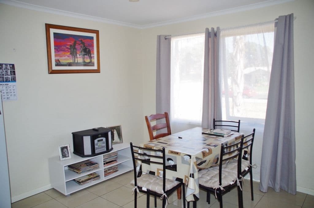 18 Murray Price Drive, Renmark SA 5341, Renmark - Thumbnail 6