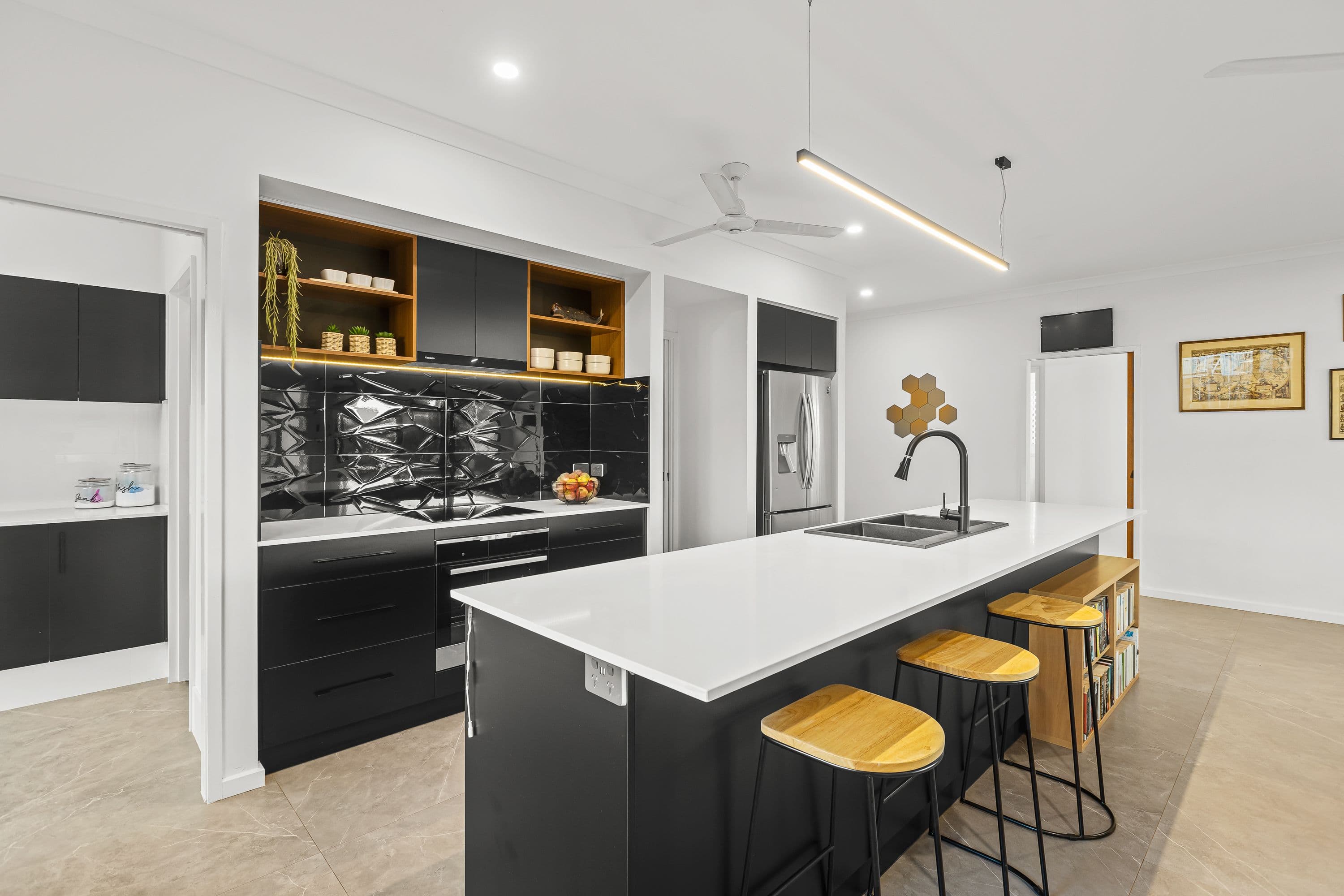 34 Sariago Terrace, Bilingurr WA 6725, Bilingurr - Image 1