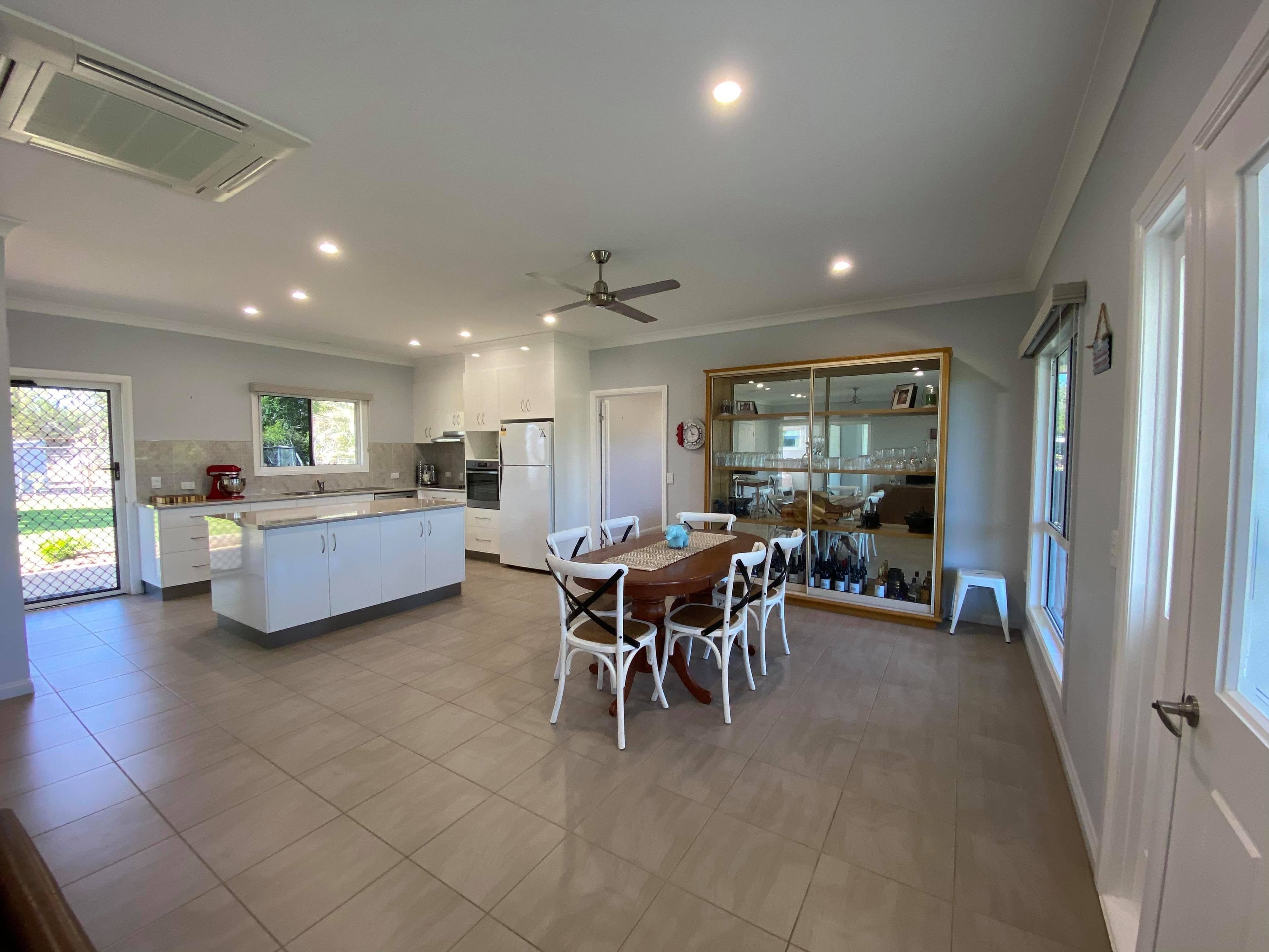 39 Maple Street, Barcaldine QLD 4725, Barcaldine - Thumbnail 2