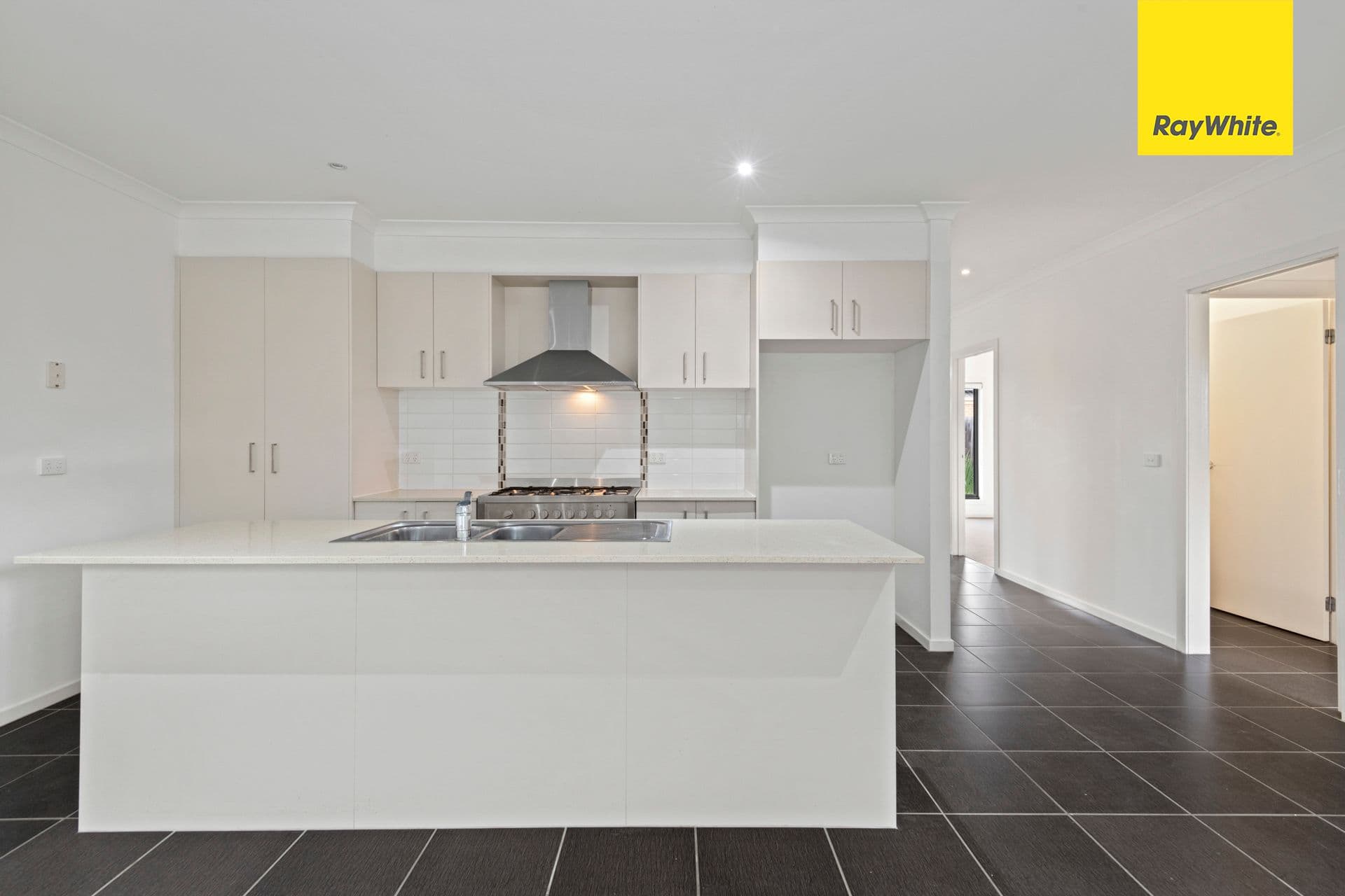 43 McBurnie Drive, Kurunjang VIC 3337, Kurunjang - Thumbnail 5