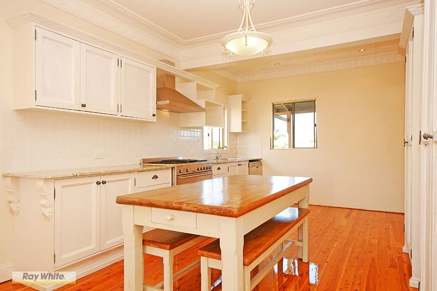 29 Arthur Street, WOODY POINT QLD 4019, Woody Point - Thumbnail 5