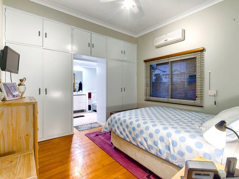 49 Longlands Street, EAST BRISBANE QLD 4169, East Brisbane - Thumbnail 2