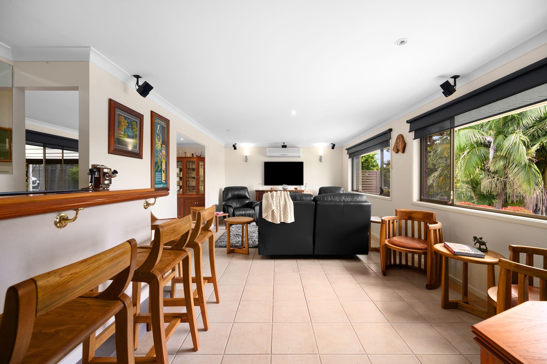 24 Beauty Point Drive, Robina QLD 4226, Robina - Thumbnail 3