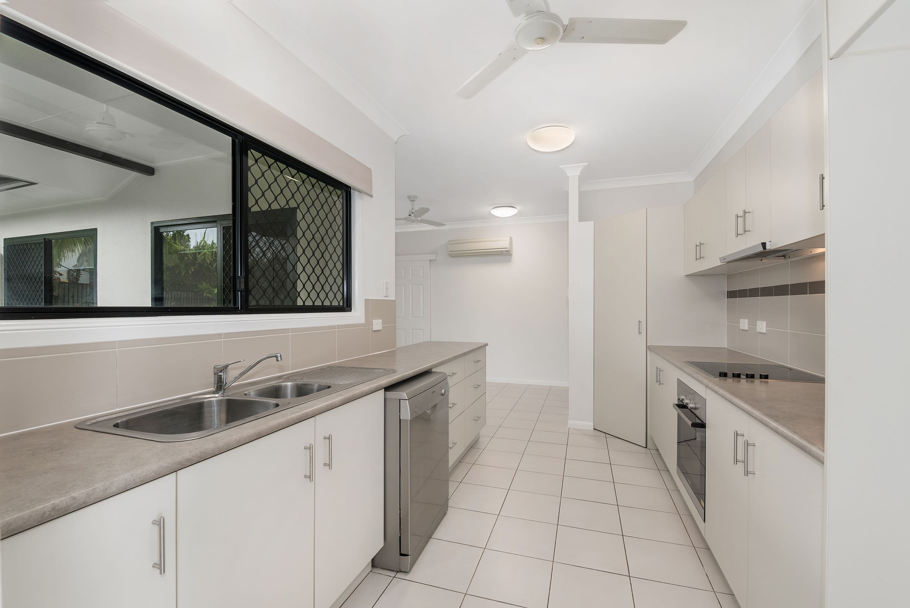 10 Willunga Close, Douglas QLD 4814, Douglas - Thumbnail 4