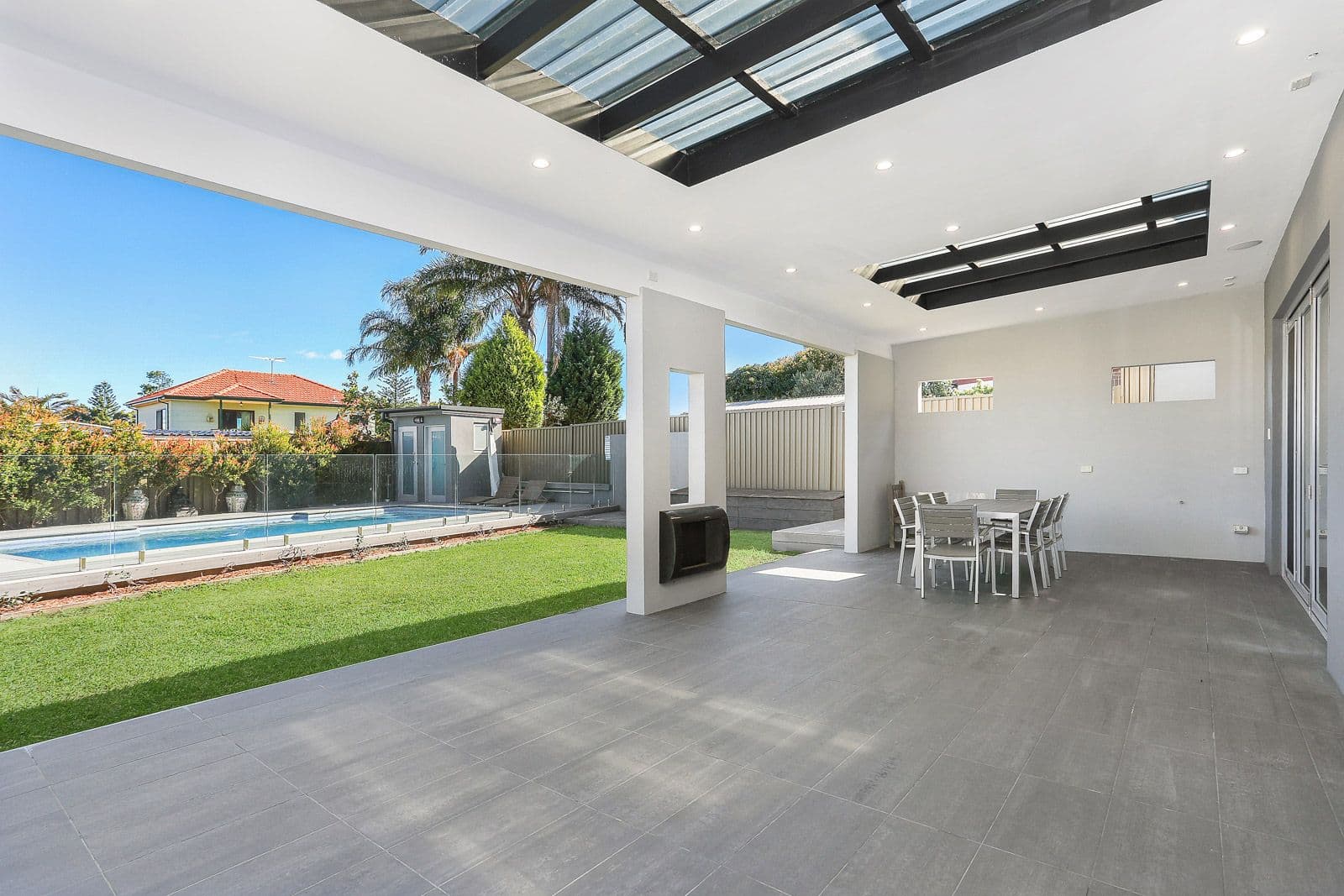 16 O'Connor Street, Eastlakes - Thumbnail 2