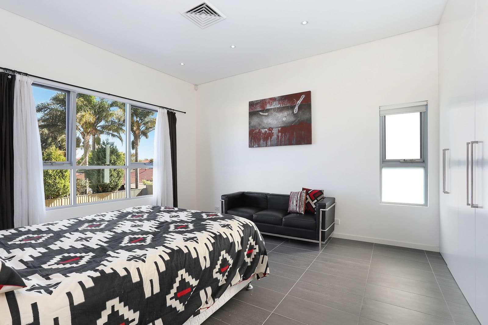 16 O'Connor Street, Eastlakes - Thumbnail 6