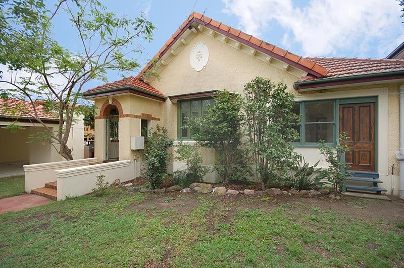 27 Mackie Street West, MOOROOKA QLD 4105, Moorooka - Thumbnail 2